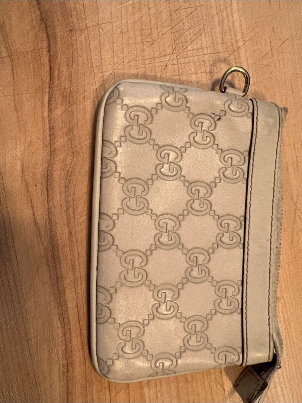 Gucci Cream Monogram Zip Wristlet - Picture 2 of 4